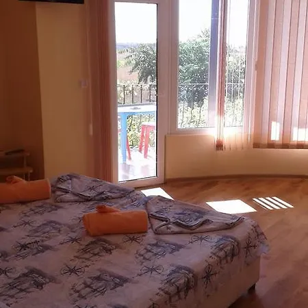 Ates Kavarna